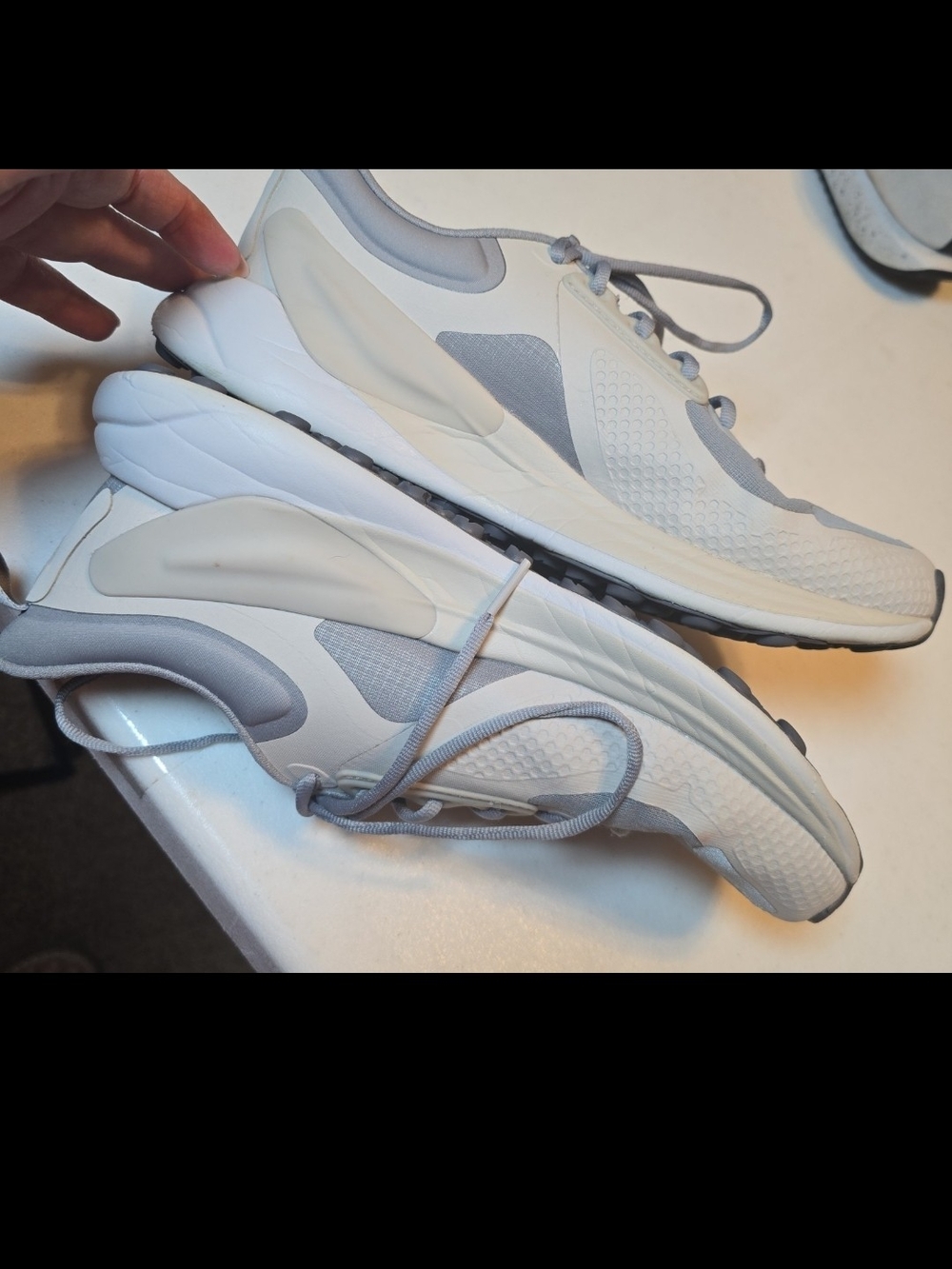 Lululemon Blissfeel Trail Womens Running Shoe 8.5 RETAIL $150 - Picture 3 of 10
